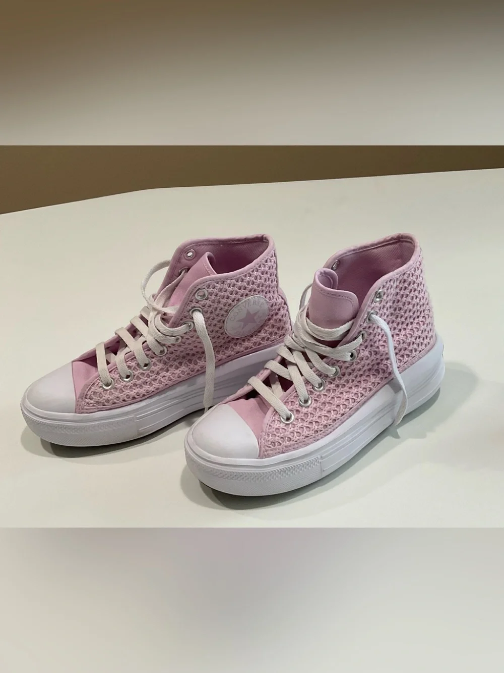 ☀️ All Star Converse Girl’s Textured Textile Thick Rubber Platform Shoes, 4.5